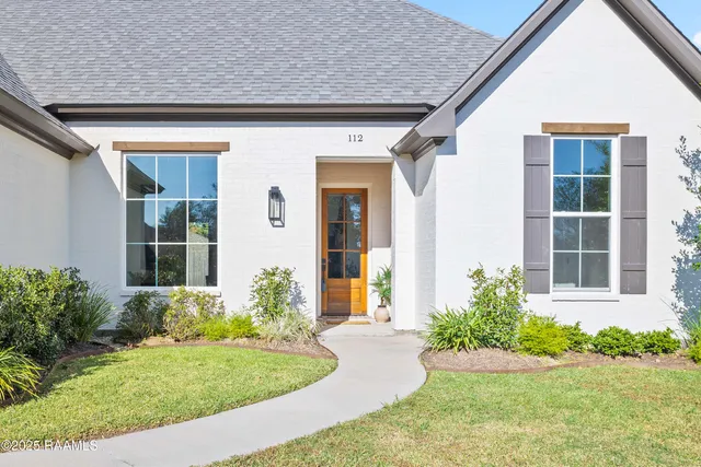 $440,000 | 112 Sanctuary Lane, Lafayette, LA 70503