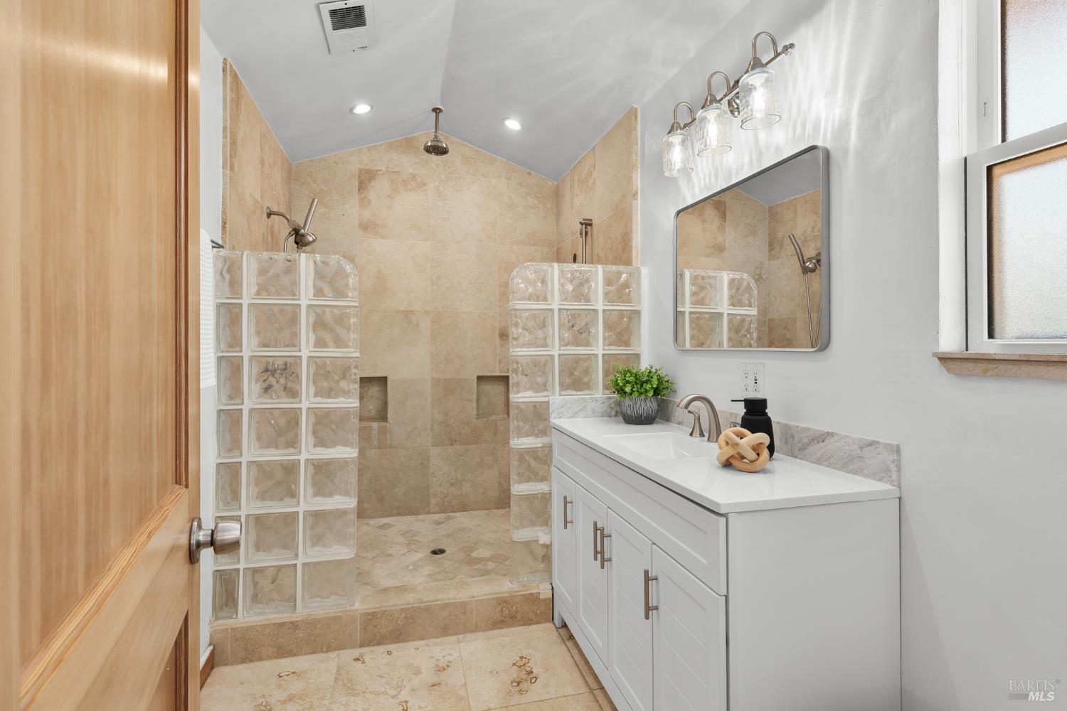 4414 Vine Street Santa Rosa, CA 95409 - Photo 18 of 38
