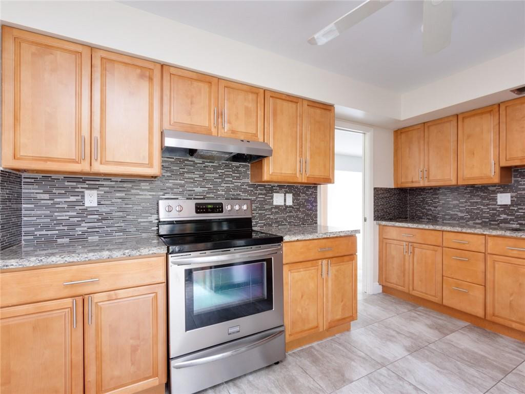 6624 Spring Bottom Way, Unit 183 Boca Raton, FL 33433 - Photo 11 of 30 Photo 11