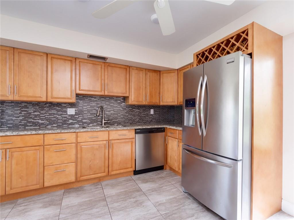 6624 Spring Bottom Way, Unit 183 Boca Raton, FL 33433 - Photo 13 of 30 Photo 13