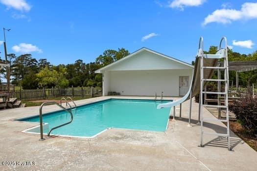 117 Arthur Road Beaufort, NC 28516 - Photo 32 of 50 large-0196aba6-0a62-7180-a401-f569a91f18