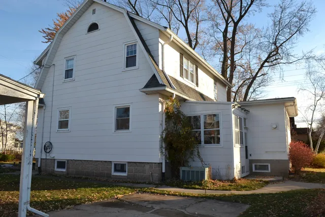 $295,000 | 316 West Maes Avenue, Kimberly, WI 54136