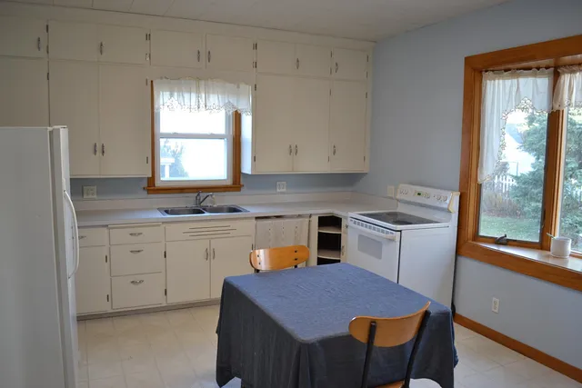 $295,000 | 316 West Maes Avenue, Kimberly, WI 54136