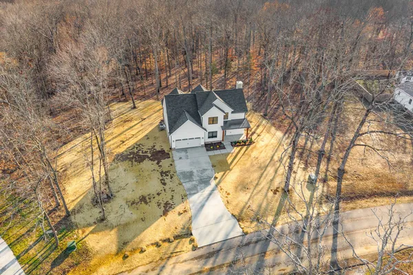 $520,000 | 2250 South Hinton Road, Southside, TN 37171