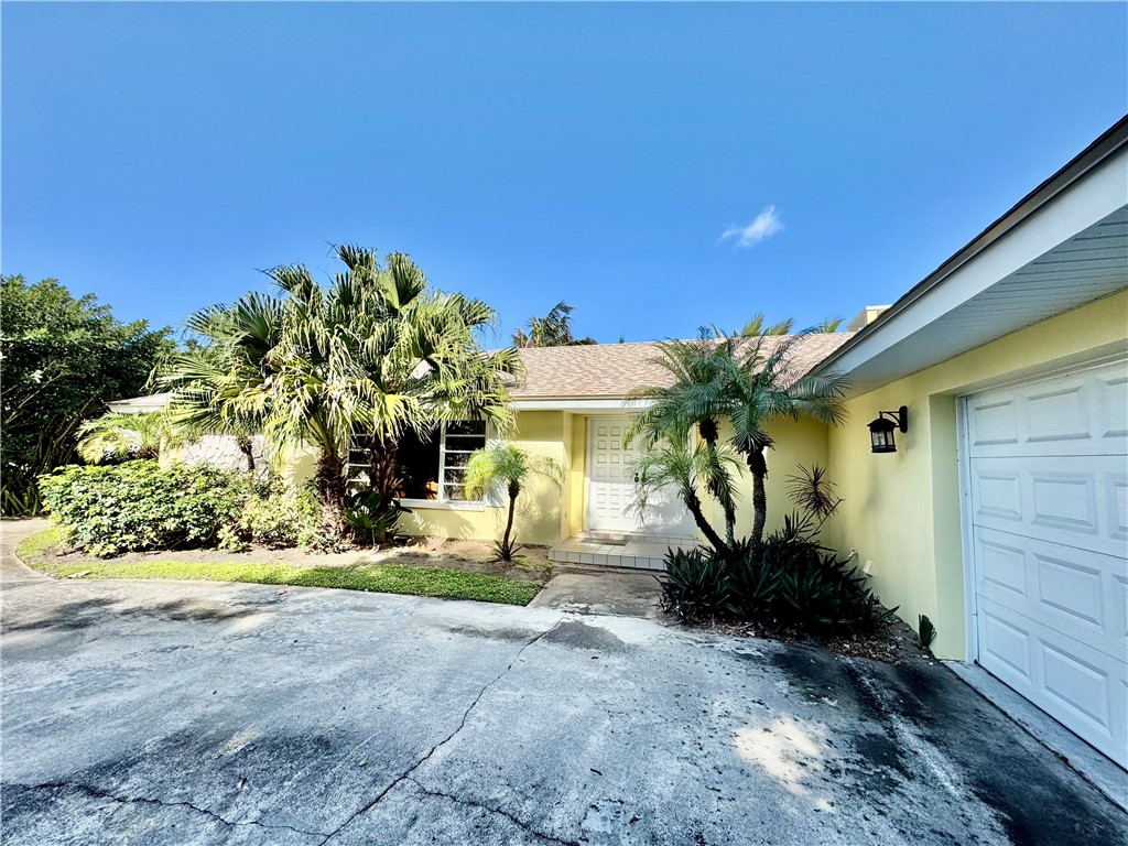 1946 Surfside Terrace Vero Beach, FL 32963 - Photo 35 of 36