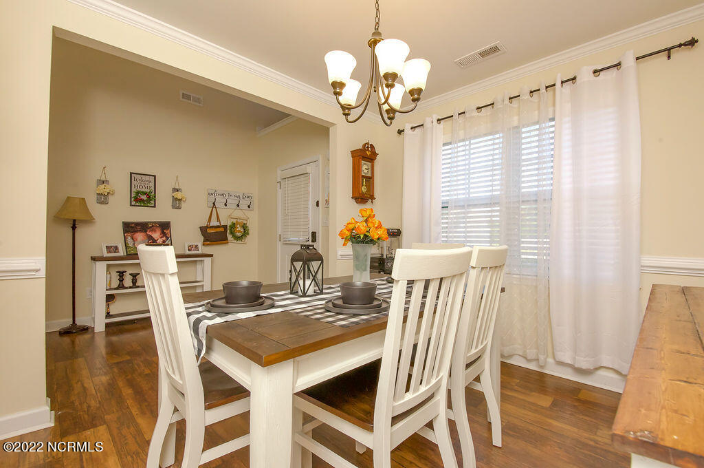 102 Barnhouse Road Jacksonville, NC 28546 - Photo 3 of 46 Natural Light