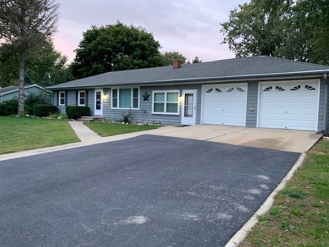 205 Jeffery Avenue Rochelle, IL 61068 - Photo 1 of 19