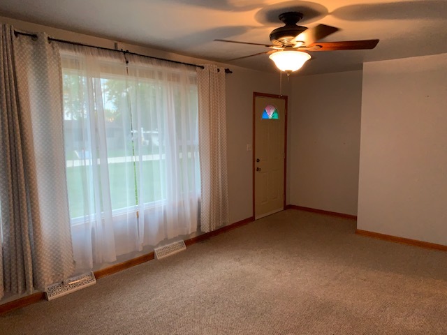 205 Jeffery Avenue Rochelle, IL 61068 - Photo 3 of 19