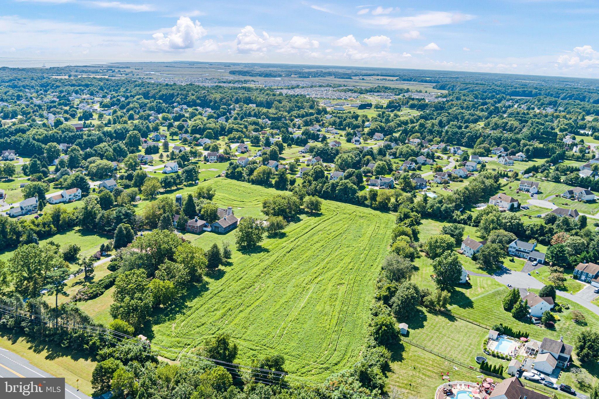 692 Bayview Road Middletown, DE 19709 - Photo 10 of 45 a view of a city