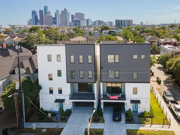 $1,100,000 | 2209 Crocker Street, Houston, TX 77006