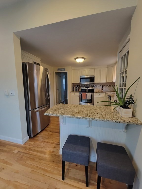 137 Temple Road Waltham, MA 02452 - Photo 8 of 16 Gallery Image 8