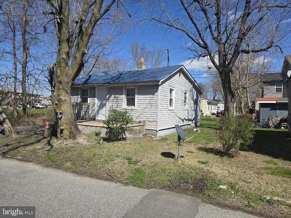 $185,700 | 60 East Railroad Avenue, Selbyville, DE 19975