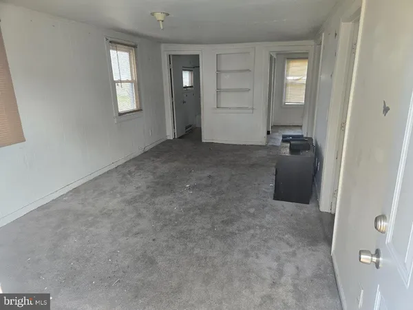 $185,700 | 60 East Railroad Avenue, Selbyville, DE 19975