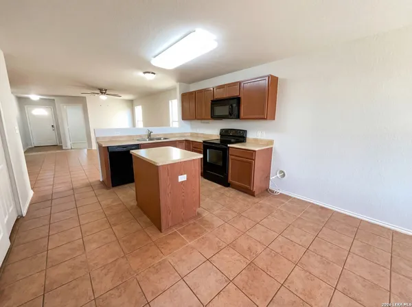 $225,000 | 10906 Rosin Jaw Trail, San Antonio, TX 78245