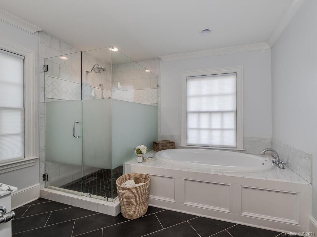 4730 Sentinel Post Road Charlotte, NC 28226 - Photo 13 of 33 Gallery Image 13