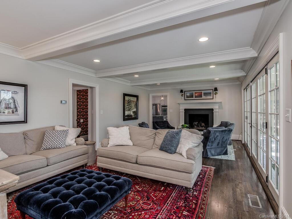 4730 Sentinel Post Road Charlotte, NC 28226 - Photo 18 of 33 Gallery Image 18