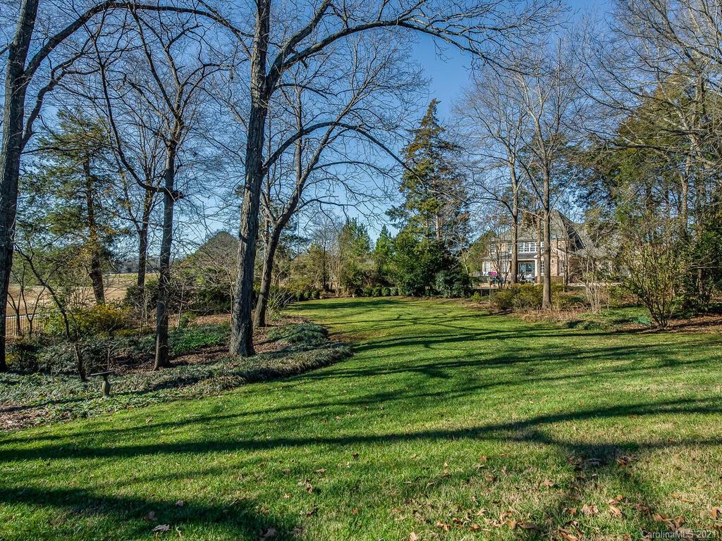 4730 Sentinel Post Road Charlotte, NC 28226 - Photo 32 of 33 Gallery Image 32