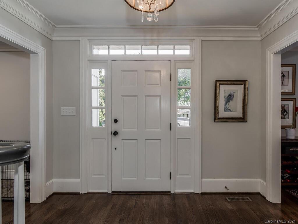 4730 Sentinel Post Road Charlotte, NC 28226 - Photo 6 of 33 Gallery Image 6