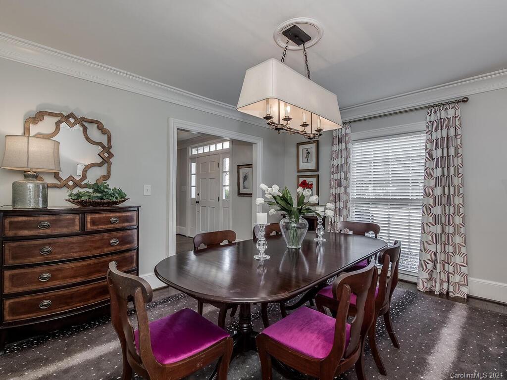 4730 Sentinel Post Road Charlotte, NC 28226 - Photo 8 of 33 Gallery Image 8