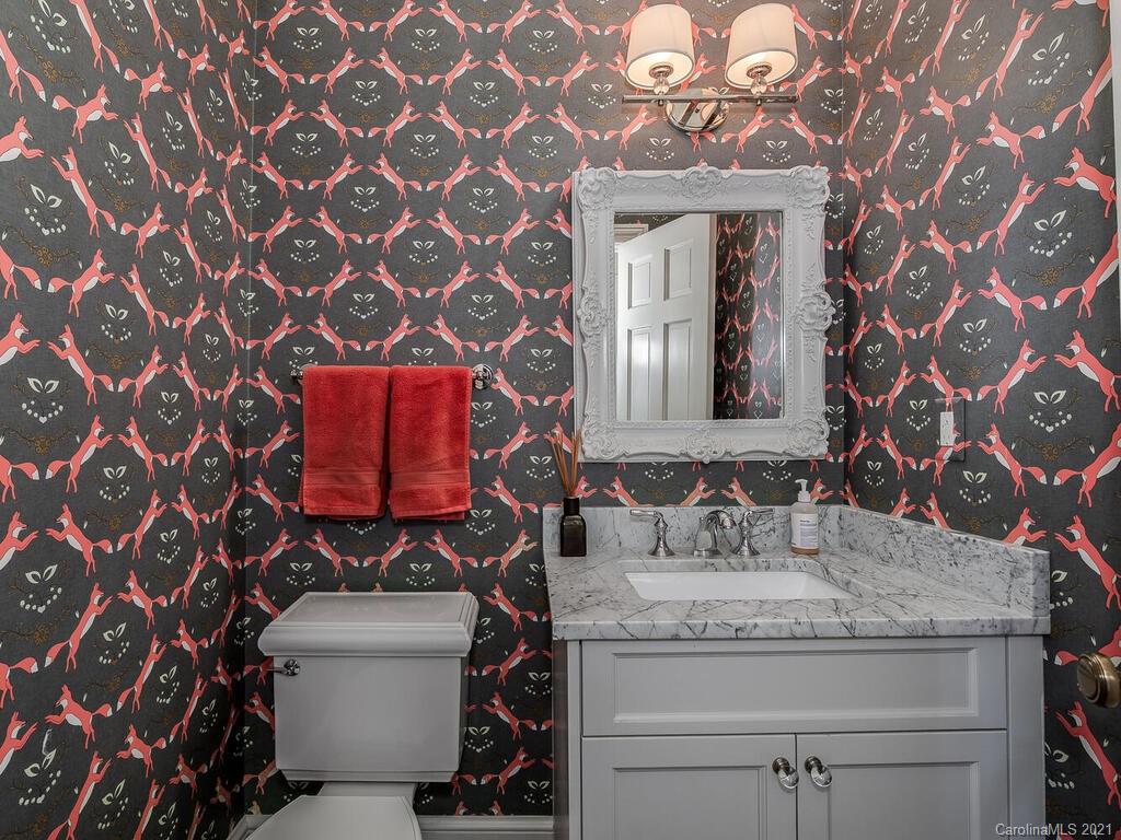 4730 Sentinel Post Road Charlotte, NC 28226 - Photo 9 of 33 Gallery Image 9