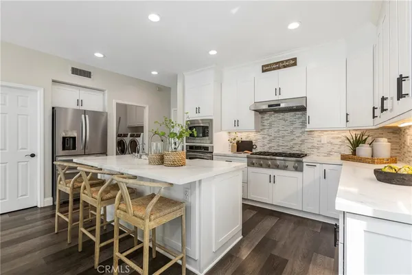 $1,899,000 | 19 Crestview Drive, Rancho Santa Margarita, CA 92688