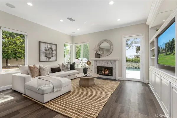 $1,899,000 | 19 Crestview Drive, Rancho Santa Margarita, CA 92688