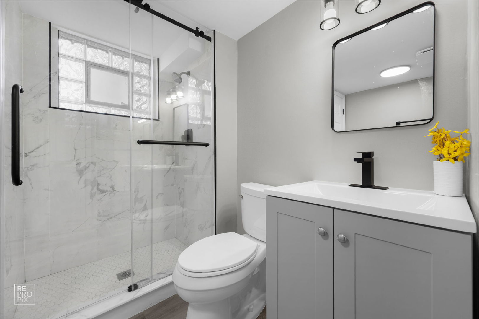 2072 Palatine Road Inverness, IL 60067 - Photo 12 of 18 Gallery Image 12