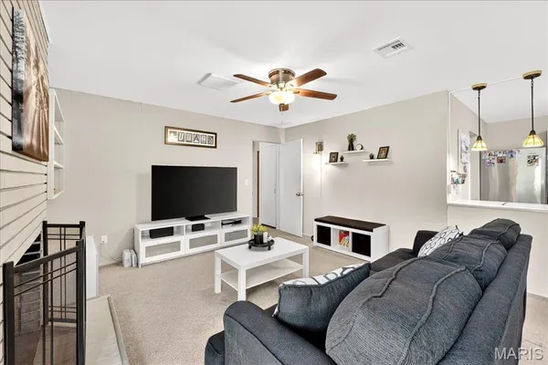 $299,000 | 1659 Pepperwood Drive, St. Louis, MO 63146