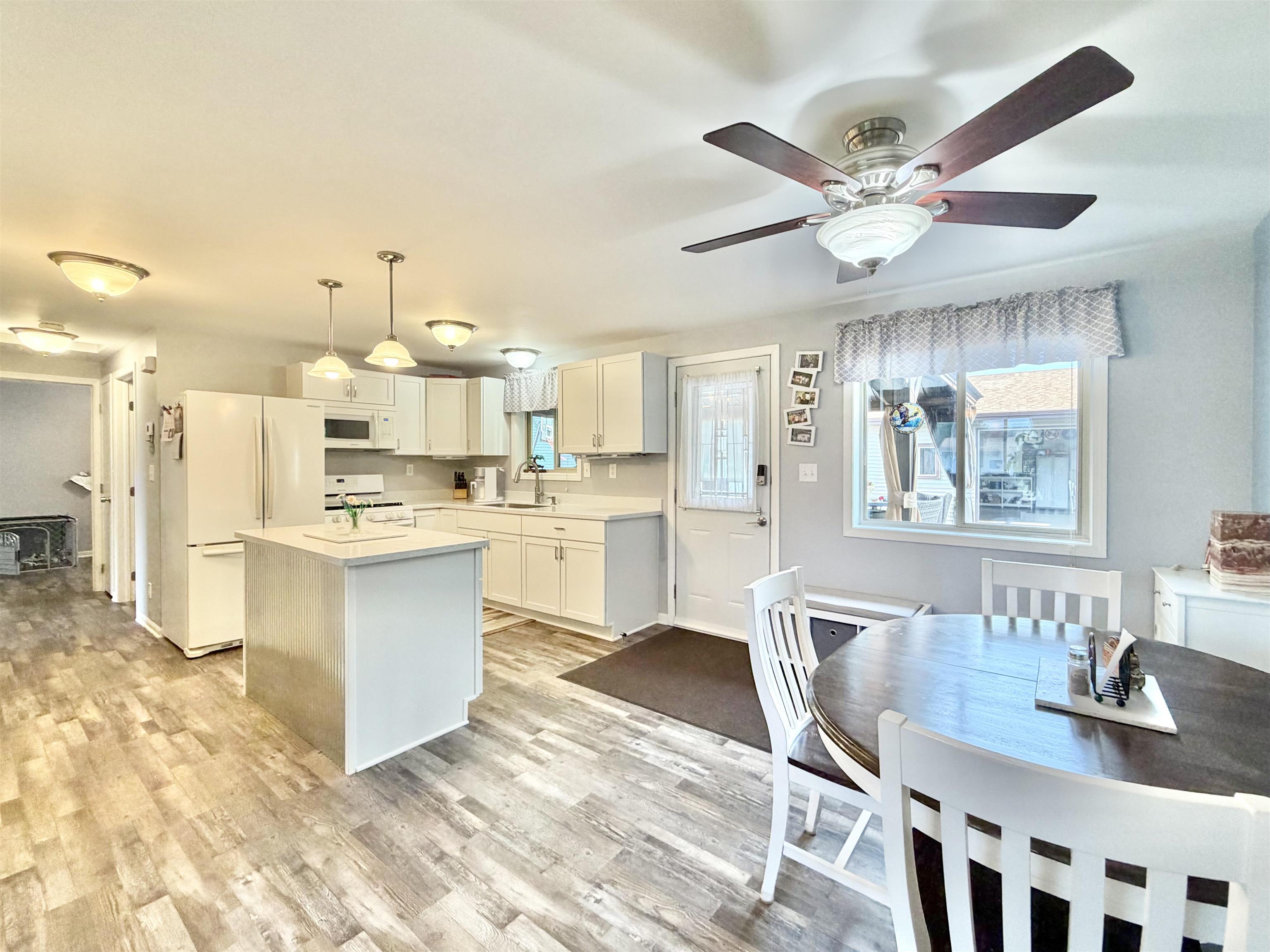 154 George Street Sharon, WI 53585 - Photo 11 of 43 Gallery Image 11