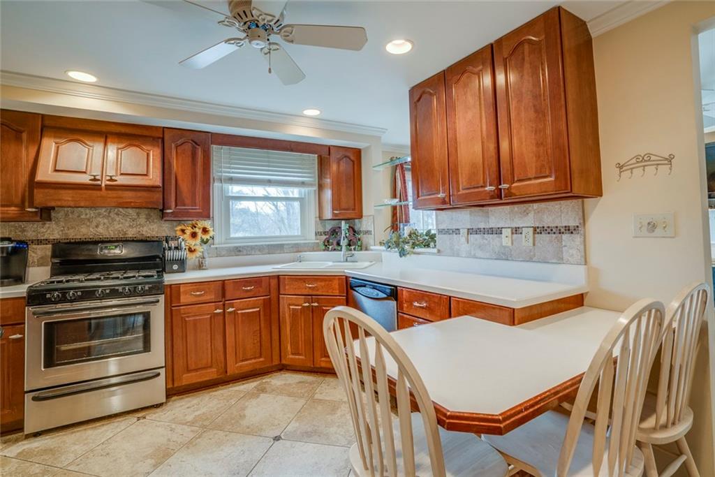 2173 Ramsey Road Monroeville, PA 15146 - Photo 5 of 25 Gallery Image 5