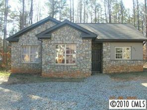 3912 Lake Road Charlotte, NC 28269 - Photo 1 of 8 Gallery Image 1