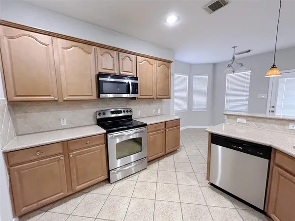 $2,500 | 5523 Baby Blue Lane, Katy, TX 77494