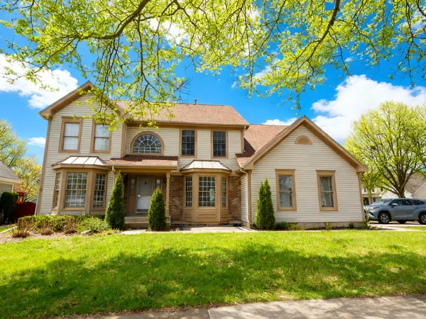 $490,000 | 1060 Elma Avenue, Elgin, IL 60120