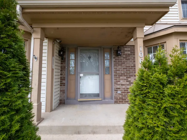 $490,000 | 1060 Elma Avenue, Elgin, IL 60120