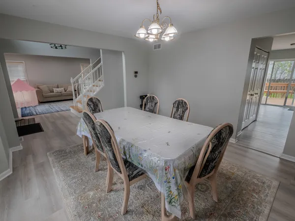 $490,000 | 1060 Elma Avenue, Elgin, IL 60120