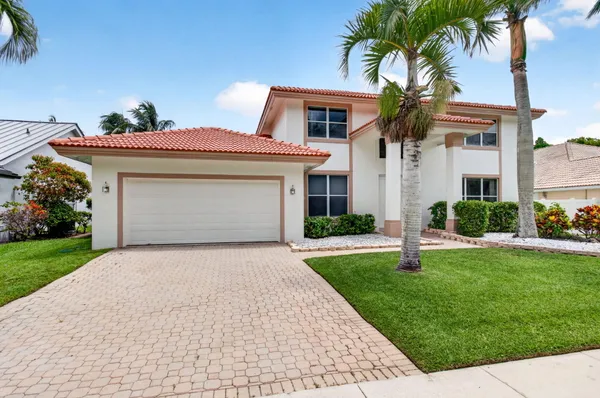 $725,000 | 6305 Blue Bay Circle, Lake Worth, FL 33467