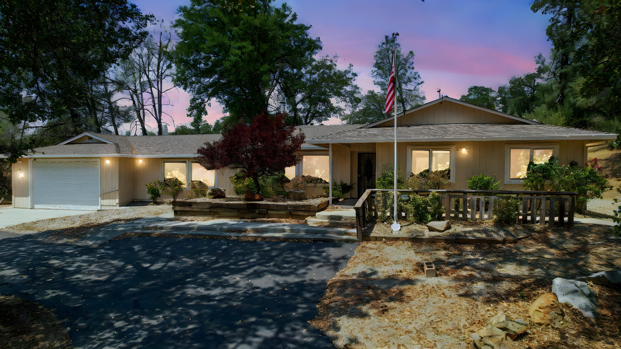 9466 Placer Road Redding, CA 96001 - Photo 1 of 27 Westside Sunsets