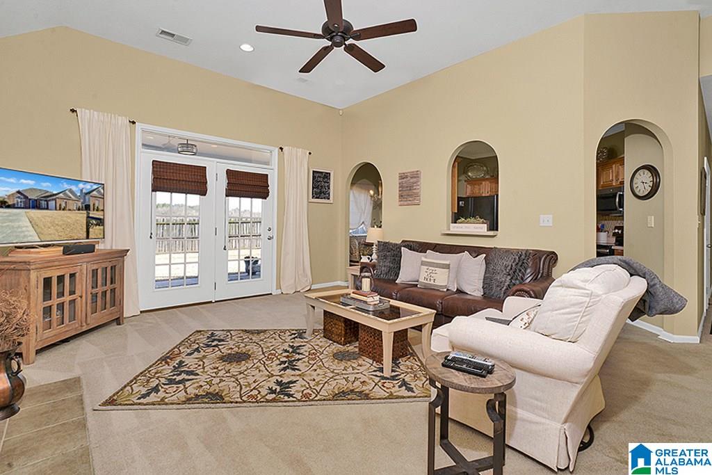 207 Heather Ridge Circle Pelham, AL 35124 - Photo 7 of 28