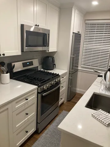 $529,000 | 39 Commonwealth Avenue, Unit 31, Newton, MA 02467