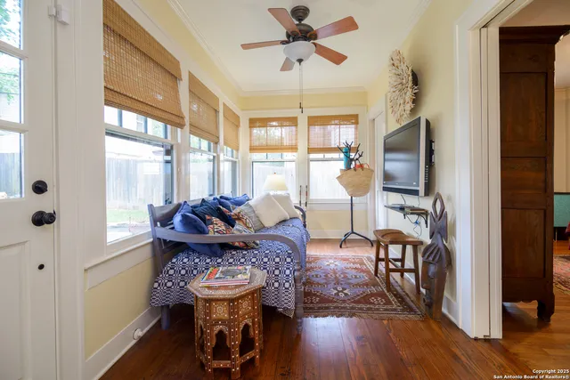 $2,550 | 114 West Huisache Avenue, San Antonio, TX 78212