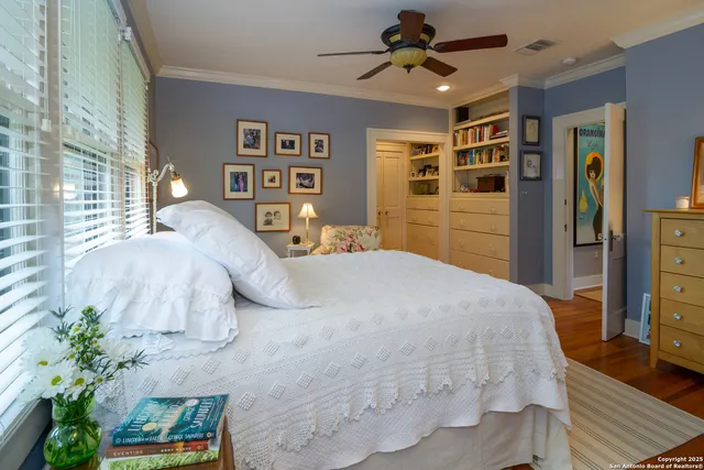 $2,550 | 114 West Huisache Avenue, San Antonio, TX 78212