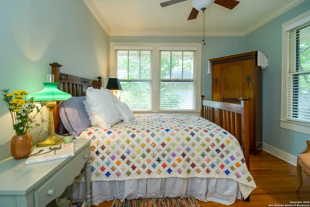 $2,550 | 114 West Huisache Avenue, San Antonio, TX 78212