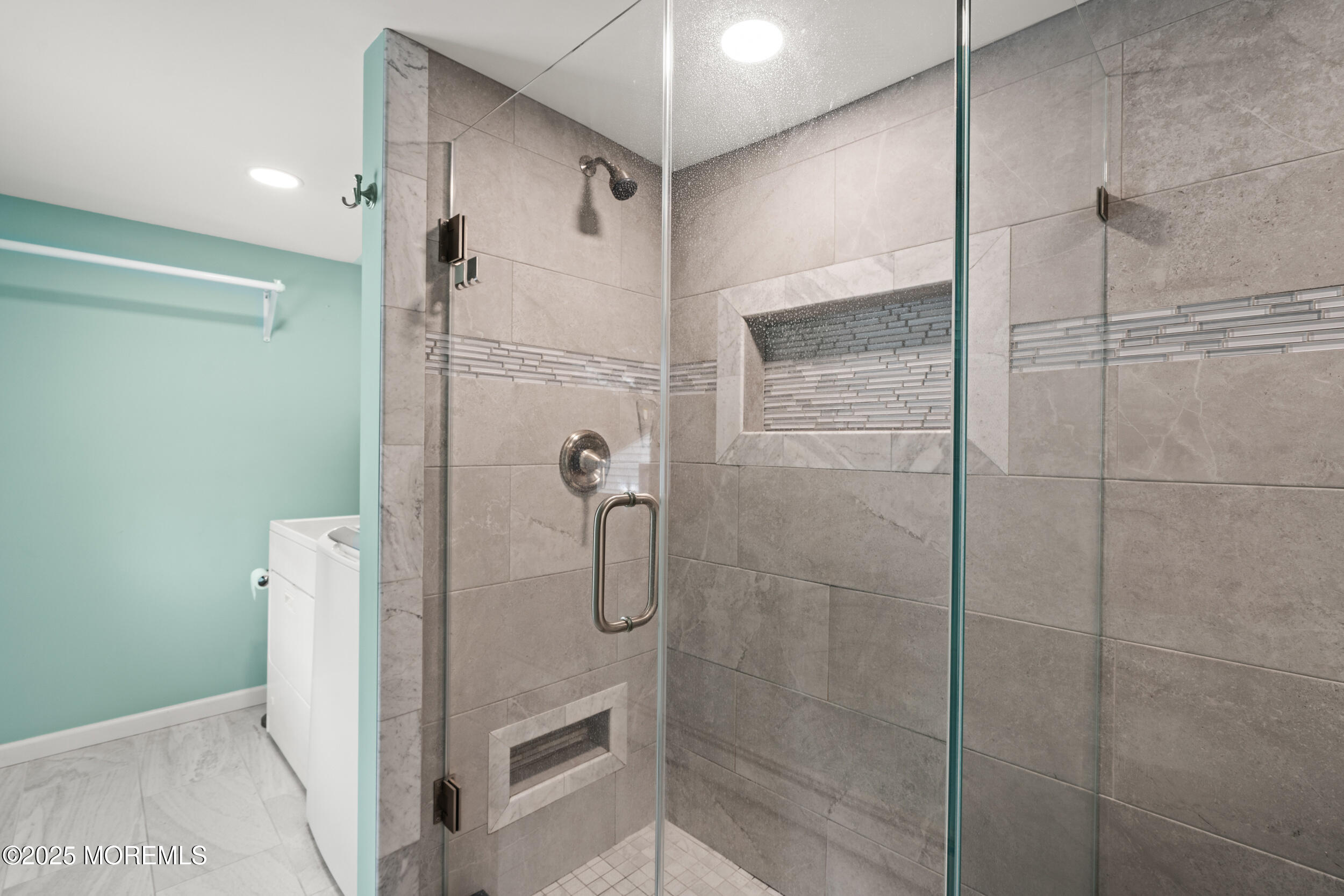 351 Hollywood Avenue Long Branch, NJ 07740 - Photo 23 of 34 a bathroom with a shower and a shower