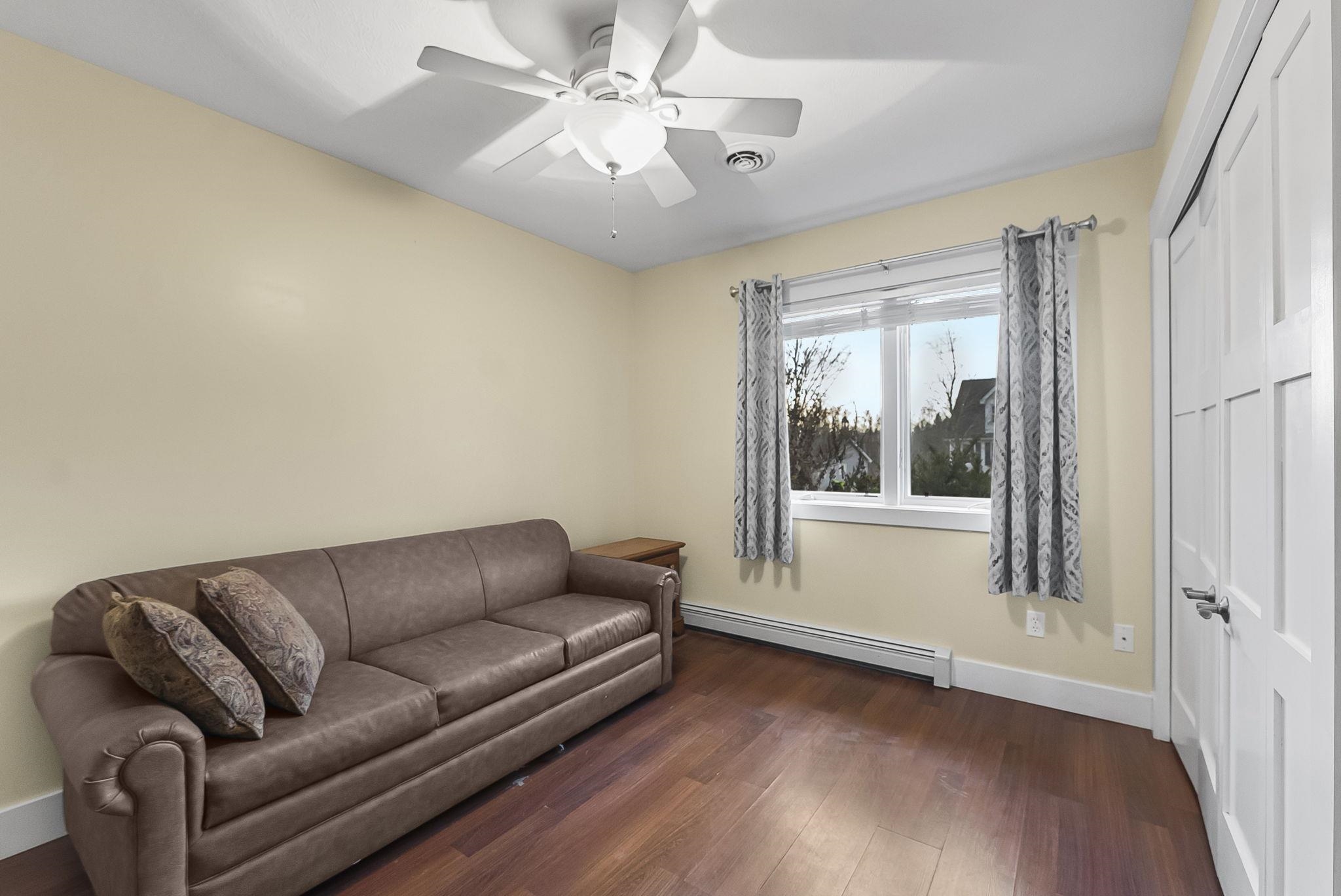 4220 Summerhill Road Traverse City, MI 49684 - Photo 28 of 40 1940970-0cb3c445-cc20-42e8-89eb-630c58a4136d.JPG