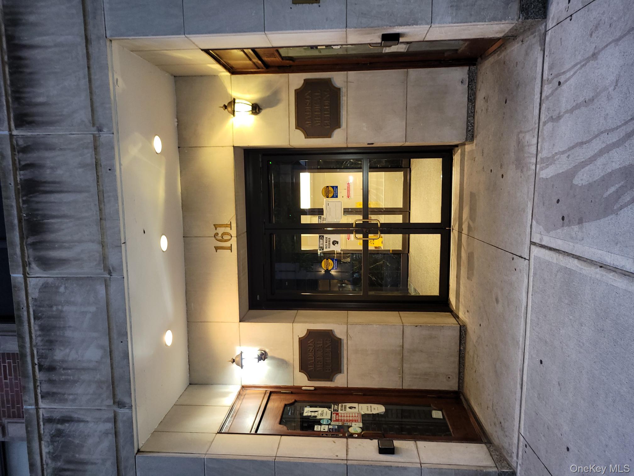 161 Madison Avenue, Unit 7SW Manhattan, NY 10016 - Photo 3 of 21 a view of a garage door