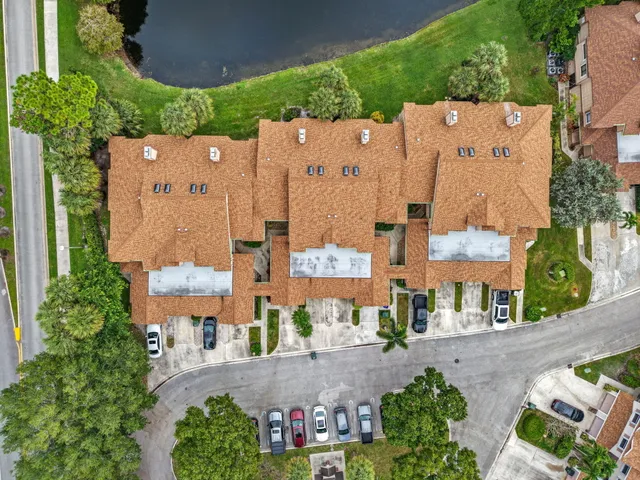 $280,000 | 600 Crosswinds Drive, Unit C2, Greenacres, FL 33413