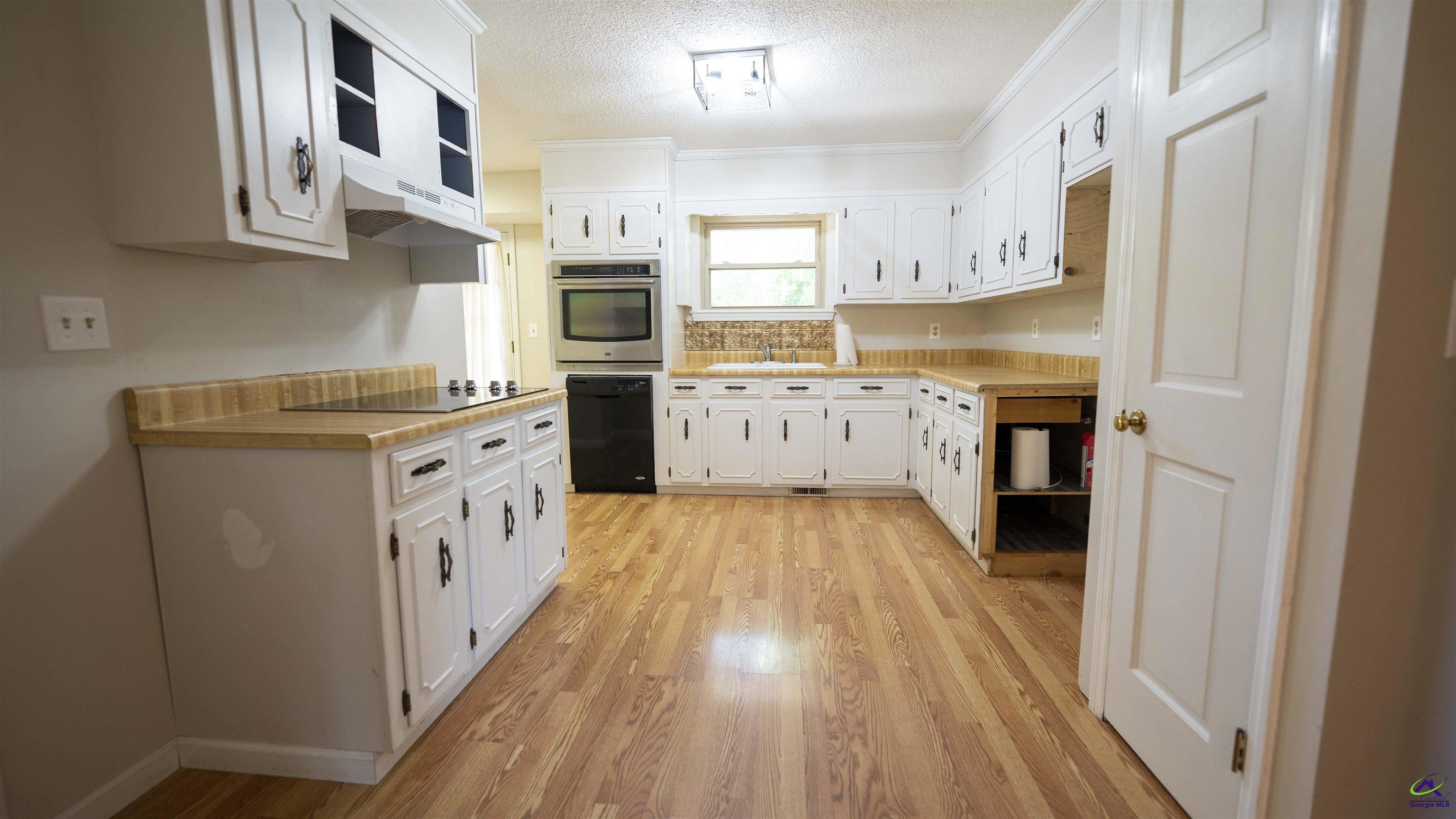 121 Robert Drive Cochran, GA 31014 - Photo 9 of 34
