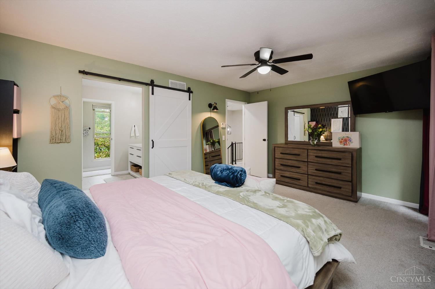 4421 Springdale Road Cincinnati, OH 45251 - Photo 20 of 40 Gallery Image 20