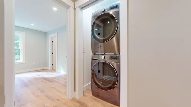 $599,000 | 33 Riley Ridge Lane, Litchfield, ME 04350