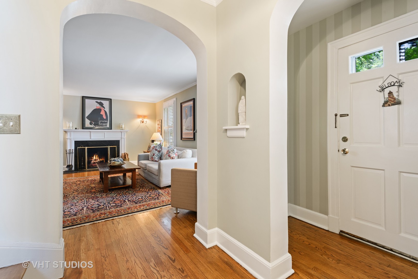 253 Church Road Winnetka, IL 60093 - Photo 4 of 34